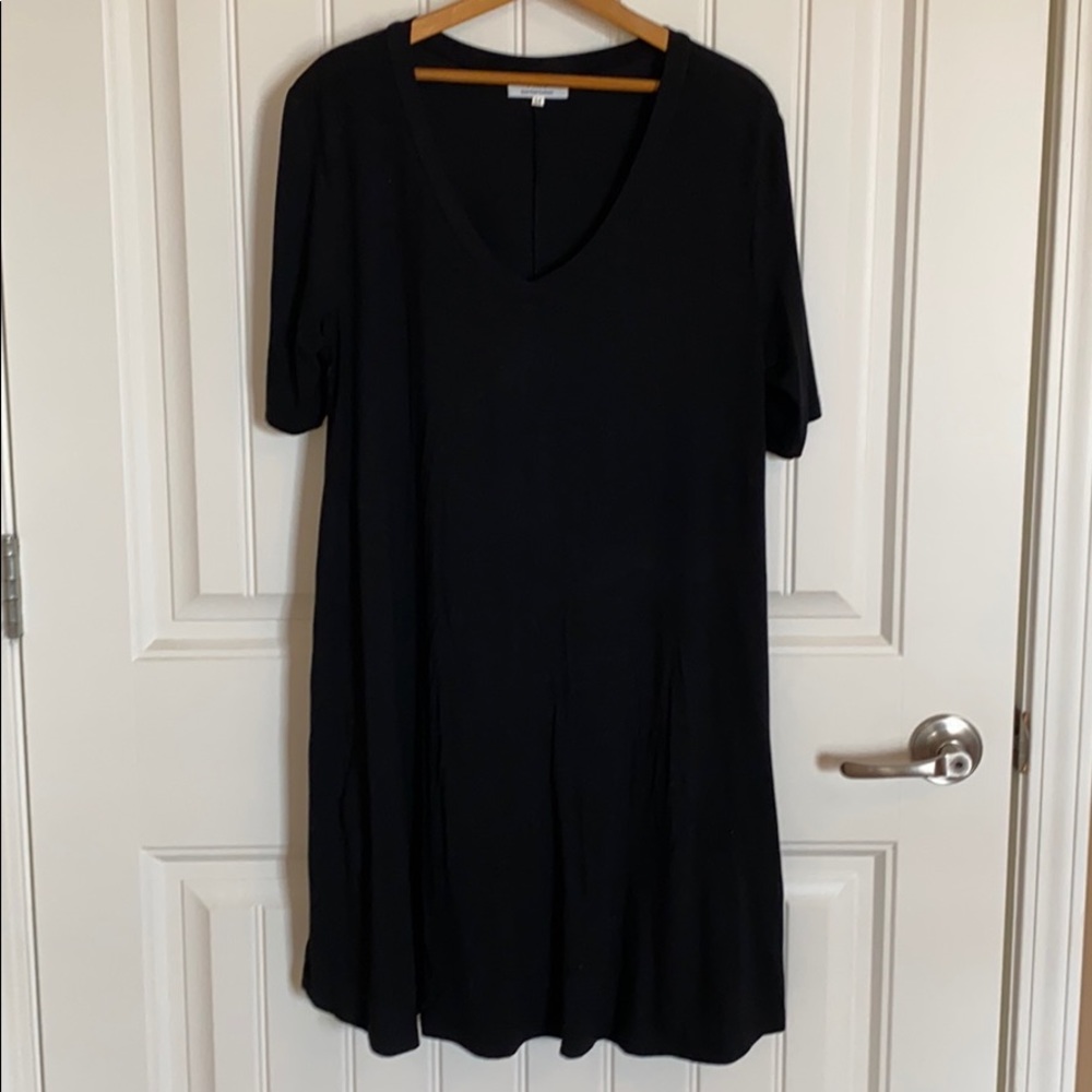 🟣3 for $25🟣 black Piko dress